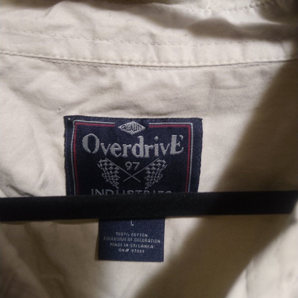 Button down shirt - Picture 2 of 3